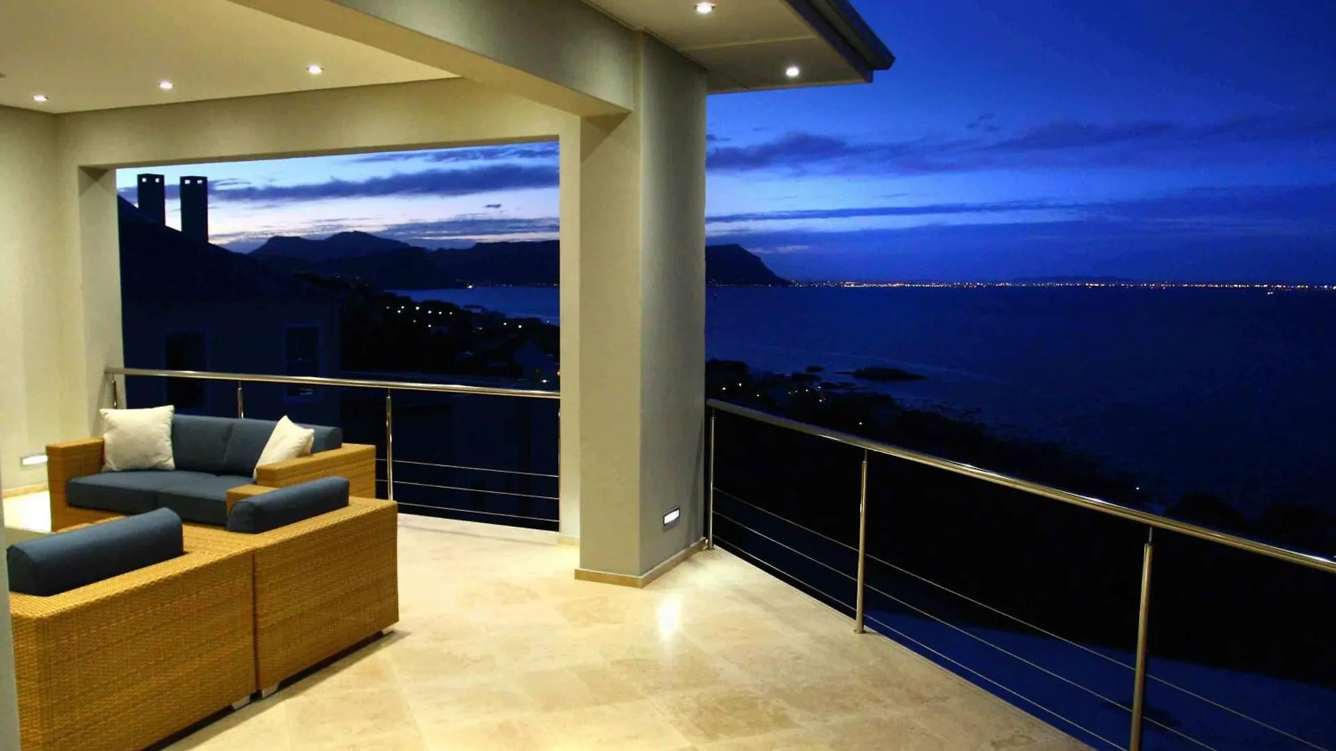 Aqua Terra Boutique Guesthouse Simonʼs Town 4*,